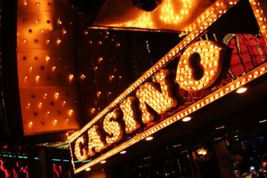 Close-up of bet356 app on smartphone showing Cambodia Pools live dealer roulette table